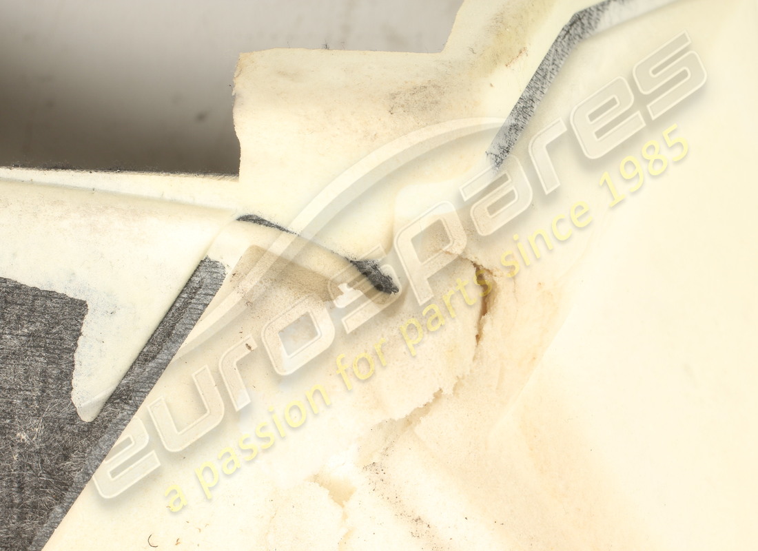 gebrauchtes ferrari bodenmatten-kit. teilenummer 946011 (4)
