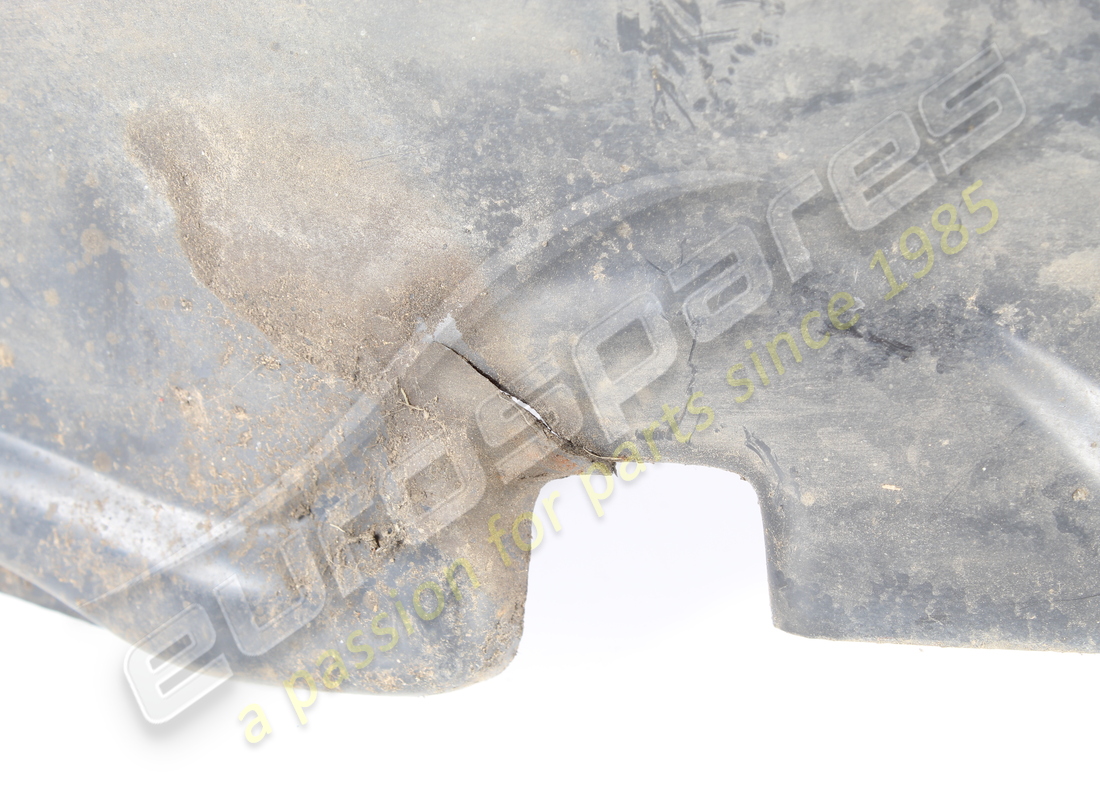 GEBRAUCHT MASERATI RADKASTENSCHUTZ VORNE LINKS. TEILENUMMER 372500525 (5) gebraucht maserati radkastenschutz vorne links. teilenummer 372500525 (5)