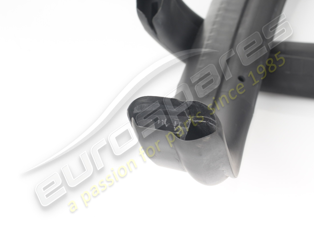 gebraucht ferrari guarnizione vasca capote. teilenummer 788136 (3)