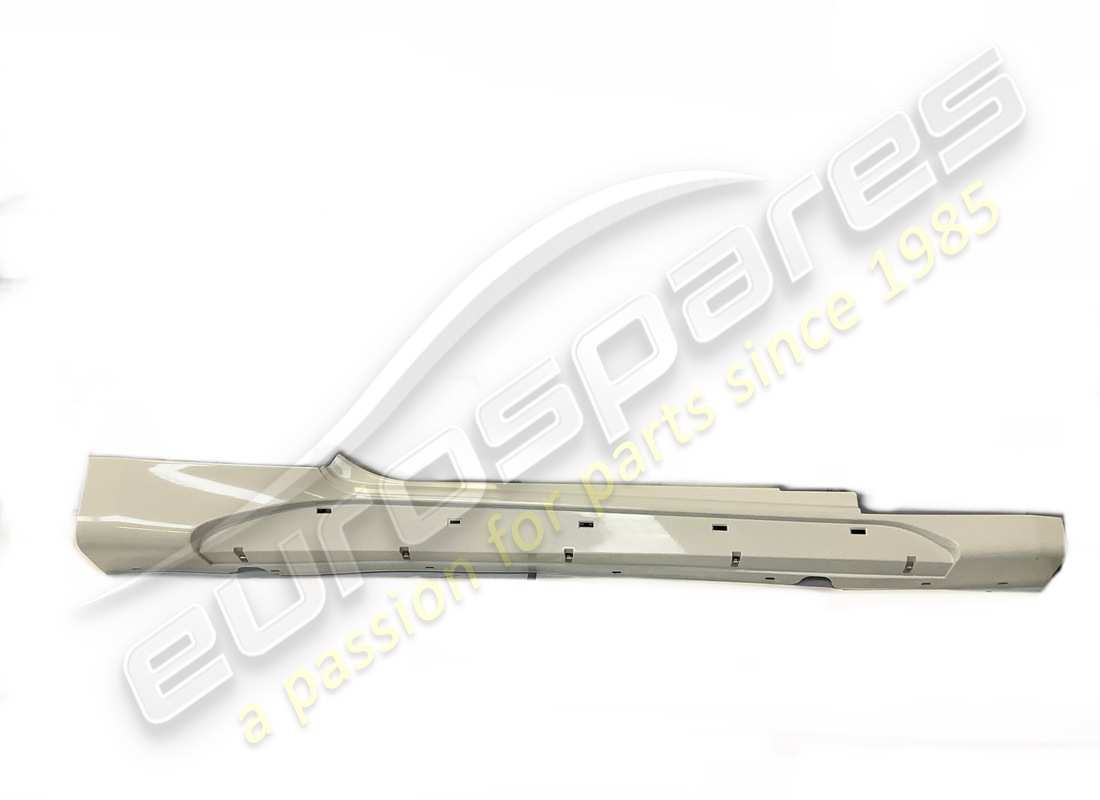 GEBRAUCHT Maserati RECHTE SEITENSCHWELLER MC LINIE . TEILENUMMER 980145389 (1)