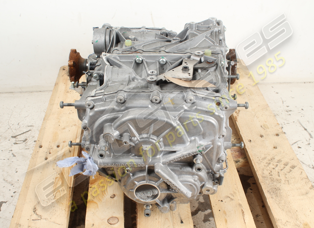 GEBRAUCHTES Ferrari KOMPLETTES DCT-GETRIEBE. TEILENUMMER 790512 (1)