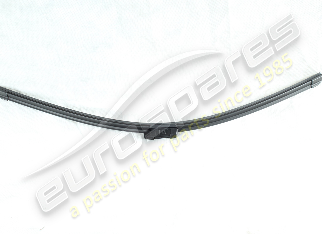 neu maserati scheibenwischerbürste. teilenummer 670156545 (1)