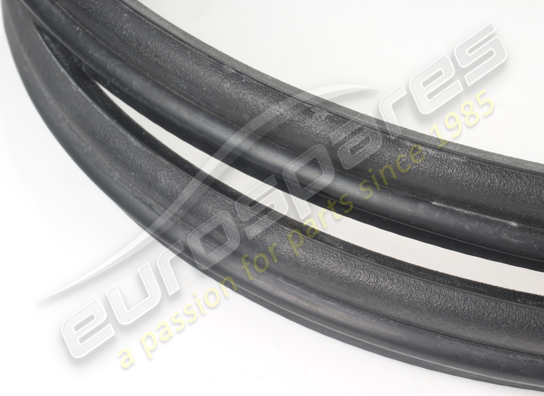 USED FERRARI LUGGAGE COMPARTMENT TUB SEAL. PART NUMBER 819615 (3) used ferrari luggage compartment tub seal. part number 819615 (3)