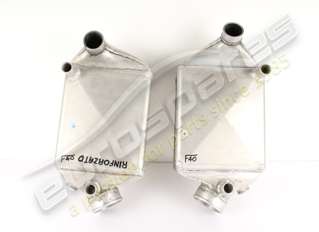 GEBRAUCHT Ferrari F40 LM WÄRMETAUSCHER-KIT . TEILENUMMER EAP1454428 (1)
