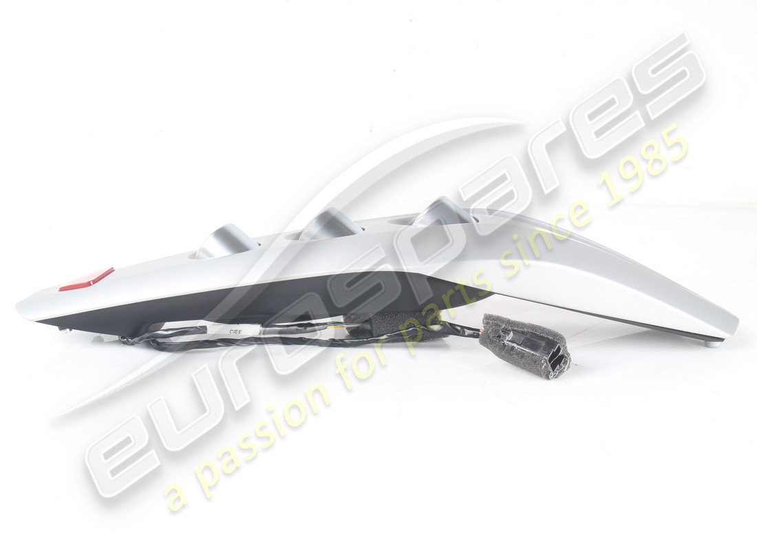 ferrari verwendet die f1 brücke vollständig. teilenummer 86461200 (2)