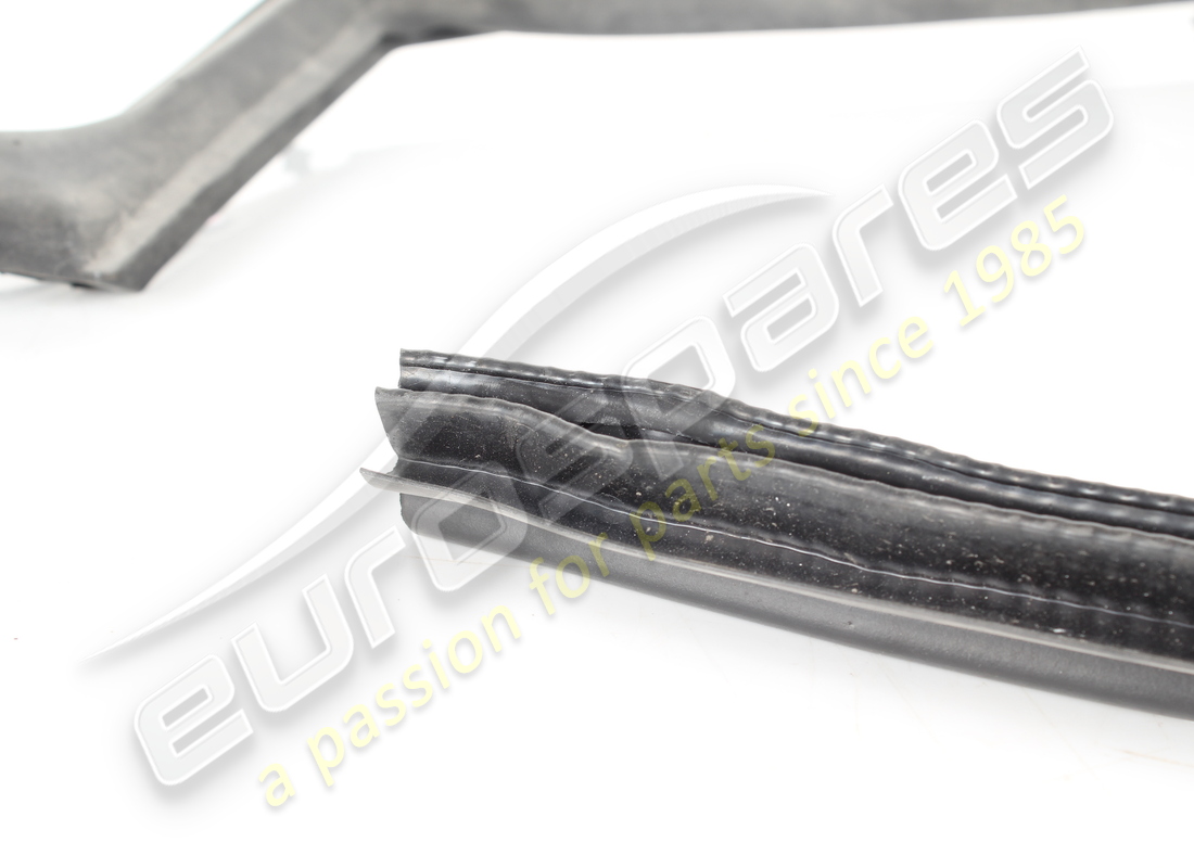 gebraucht ferrari linker seitlicher motorraum. teilenummer 88098200 (2)