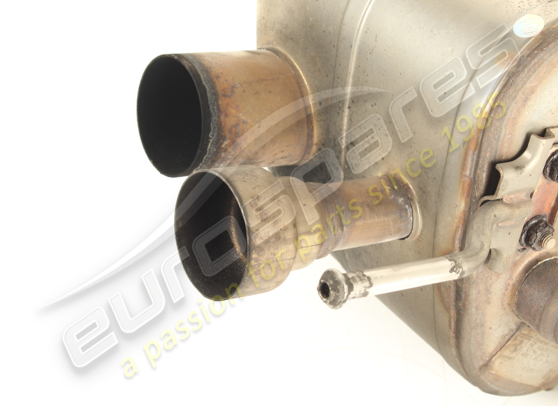 gebrauchter ferrari schalldämpfer hinten links. teilenummer 309363 (2)