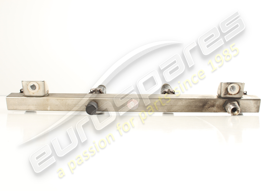 gebrauchte maserati kraftstoffleitung mit injektoren. teilenummer 212697 (5)