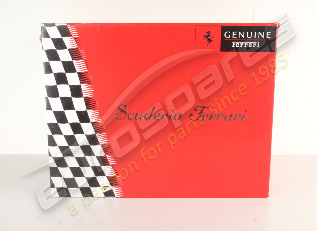 new ferrari xlarge ferrari helmet with bag. part number 95993130 (8)