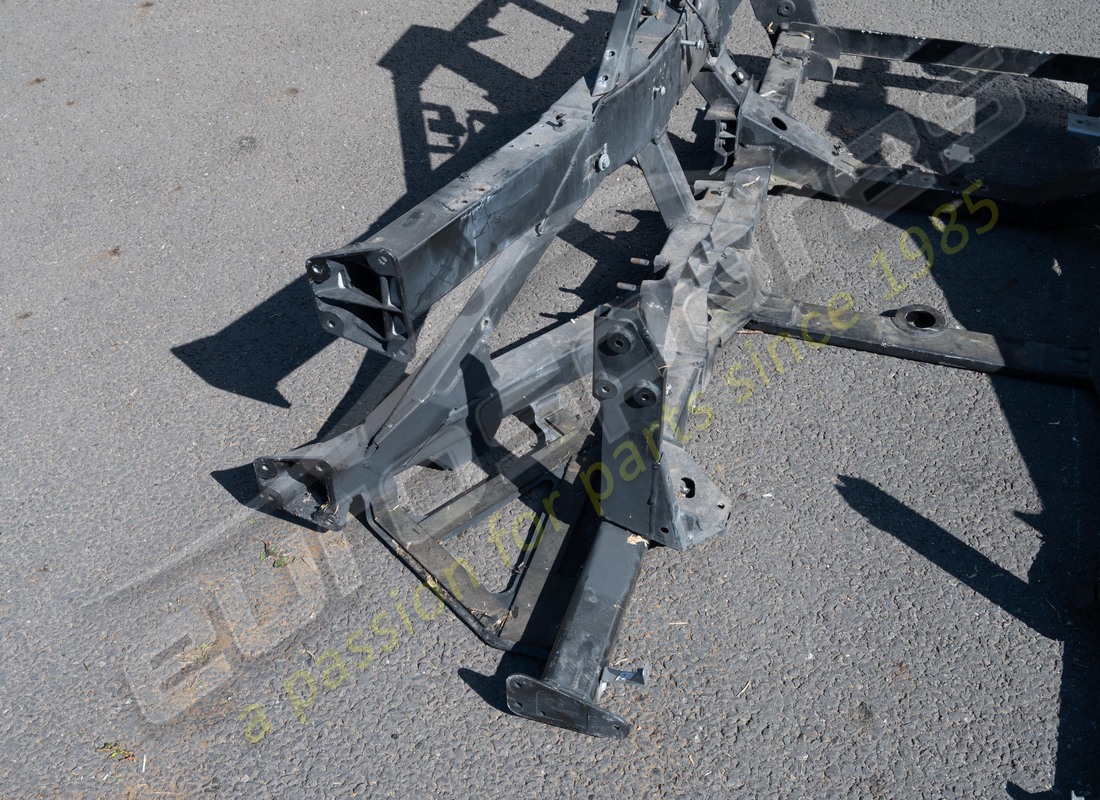 gebraucht lamborghini hinteres ende. teilenummer 470813031f (2)