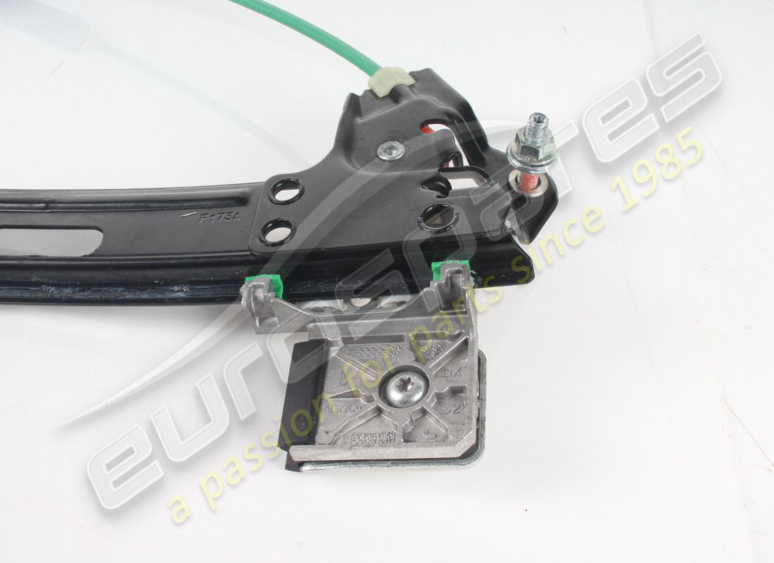 GEBRAUCHT FERRARI ALZACRISTALLO PORTA ANTERIOR. TEILENUMMER 967211 (3) gebraucht ferrari alzacristallo porta anterior. teilenummer 967211 (3)