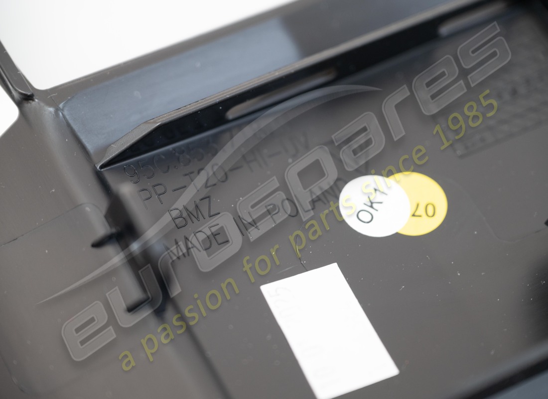 NEUE PORSCHE RADLAUFABDECKUNG MATTSCHWARZ. TEILENUMMER 95C853718MOK1 (5) neue porsche radlaufabdeckung mattschwarz. teilenummer 95c853718mok1 (5)