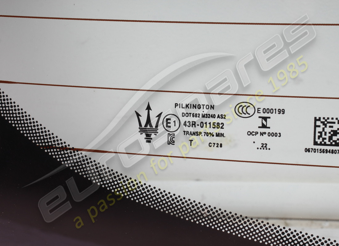 neues maserati heckfensterglas. teilenummer 673013373 (3)