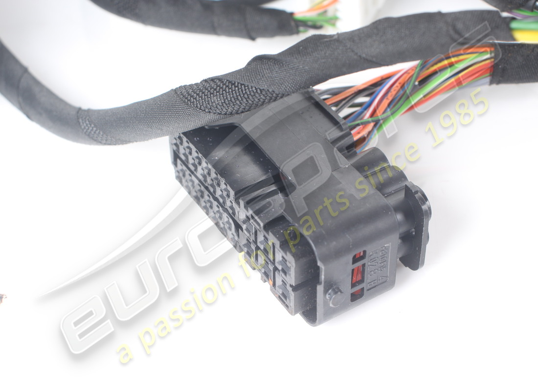 GEBRAUCHTES FERRARI ARMATURENBRETTKABEL. TEILENUMMER 786609 (4) gebrauchtes ferrari armaturenbrettkabel. teilenummer 786609 (4)