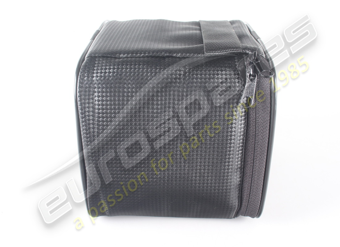 NEUES FERRARI NANOTECHNOLOGIES AUTOPFLEGE-SET. TEILENUMMER 70002327 (3) neues ferrari nanotechnologies autopflege-set. teilenummer 70002327 (3)