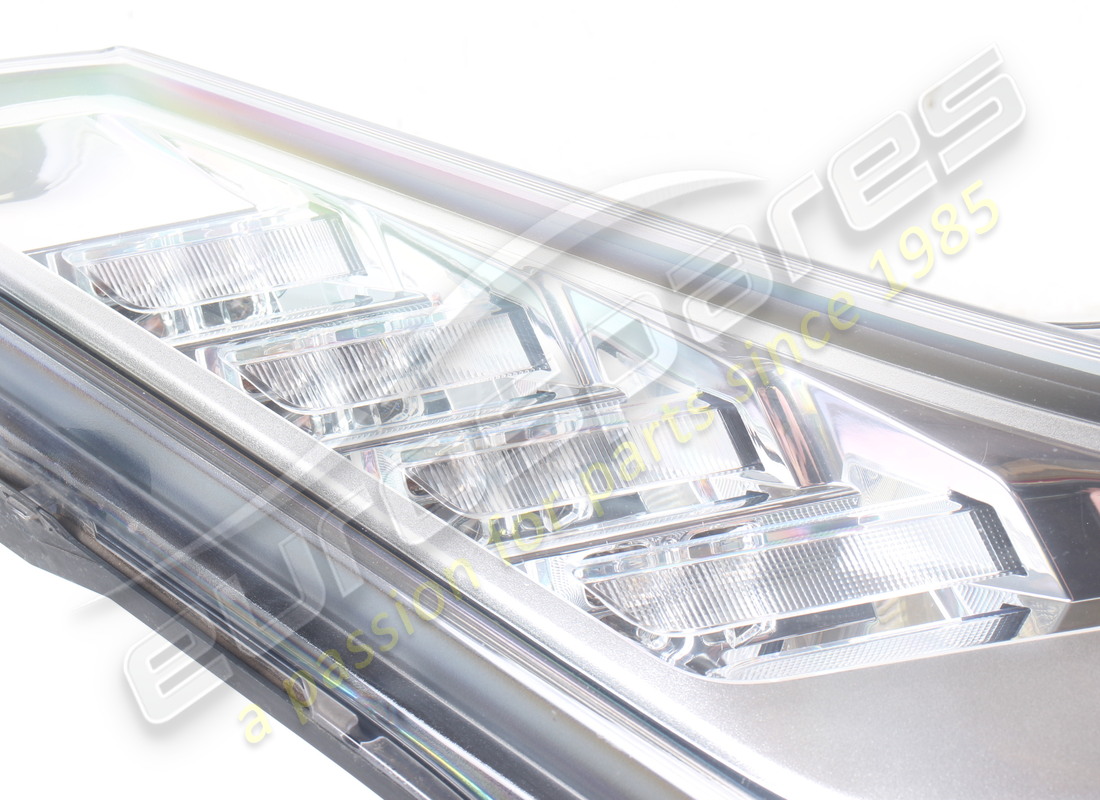 GEBRAUCHT FERRARI RH BI-XENON SCHEINWERFER AFS. TEILENUMMER 329982 (2) gebraucht ferrari rh bi-xenon scheinwerfer afs. teilenummer 329982 (2)