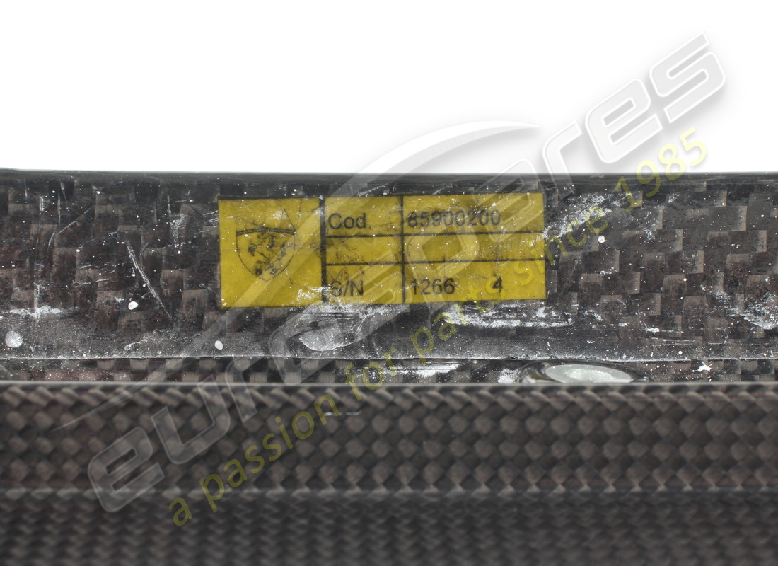 neu (sonstiges) ferrari rh aerodynamische fin. teilenummer 85900200 (4)