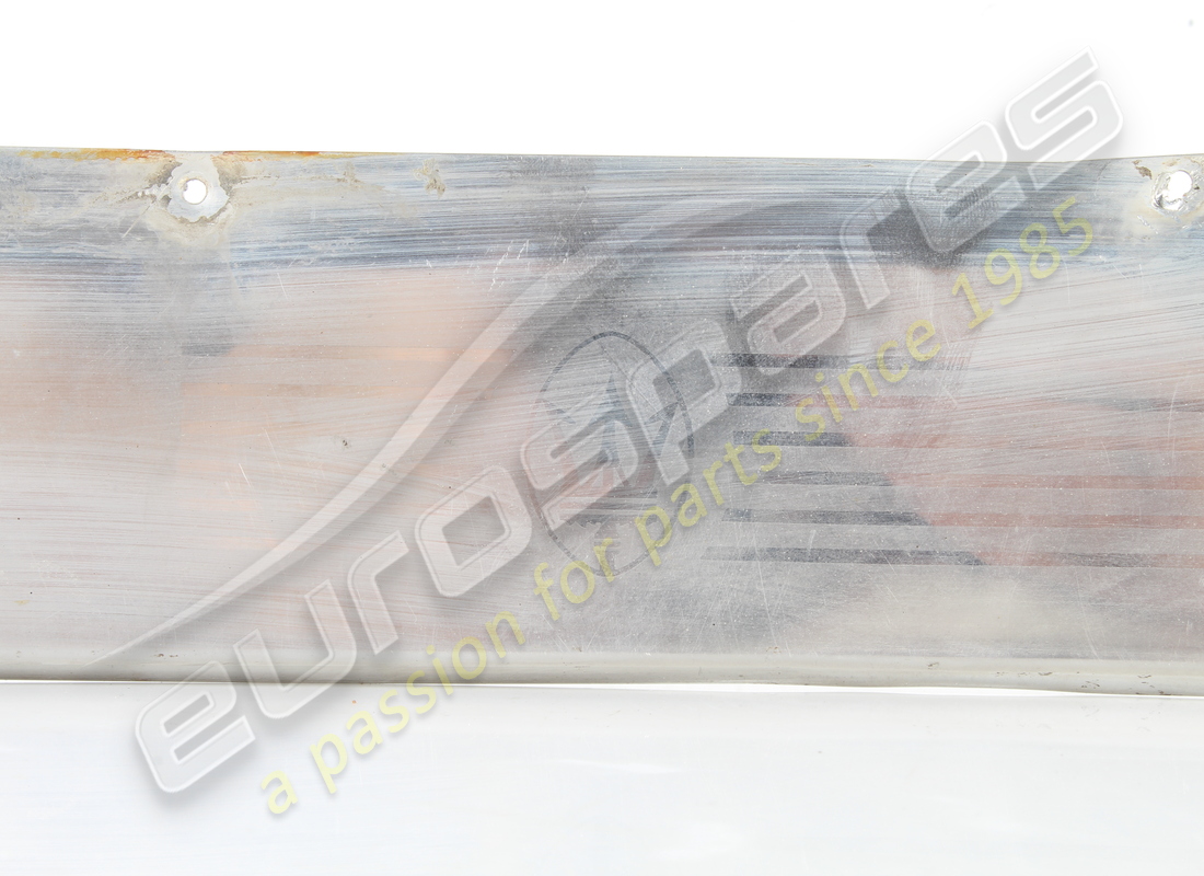 GEBRAUCHT MASERATI VERCHROMTE EINSTIEGSPLATTE HINTEN LINKS. TEILENUMMER 378305321 (2) gebraucht maserati verchromte einstiegsplatte hinten links. teilenummer 378305321 (2)