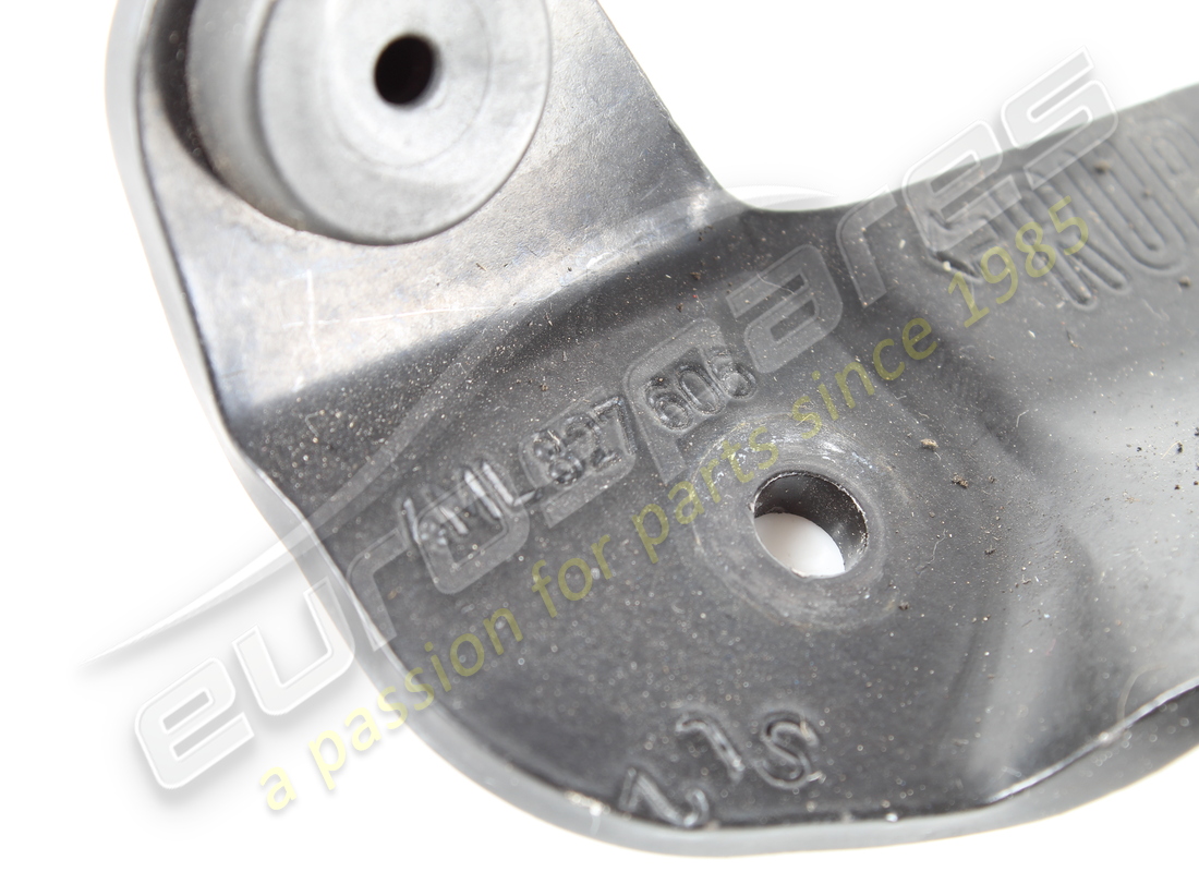 verwendet lamborghini halteteil. teilenummer 4ml827606 (3)