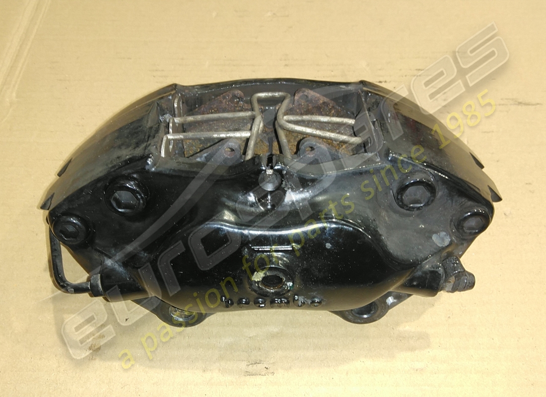 gebrauchter ferrari linker vorderradbremssattel brembo. teilenummer 169826 (2)