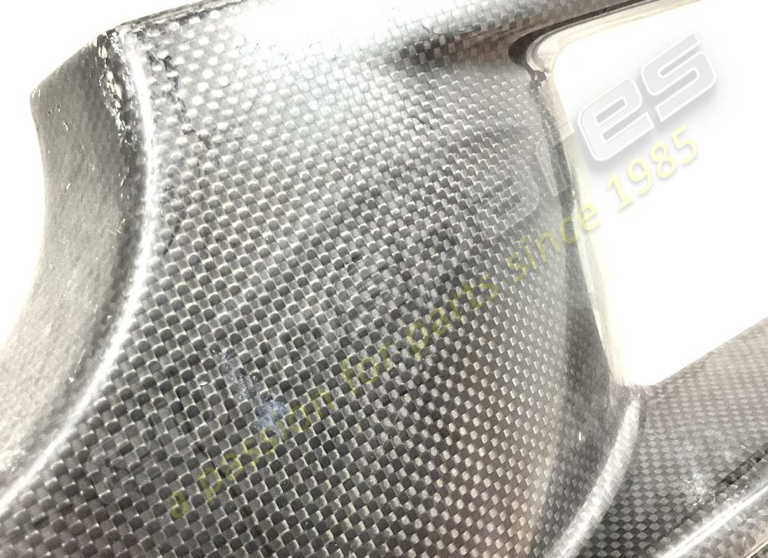 gebraucht ferrari hinteres stoßstangen-oberes carbon-oberes panel. teilenummer 69579600 (4)