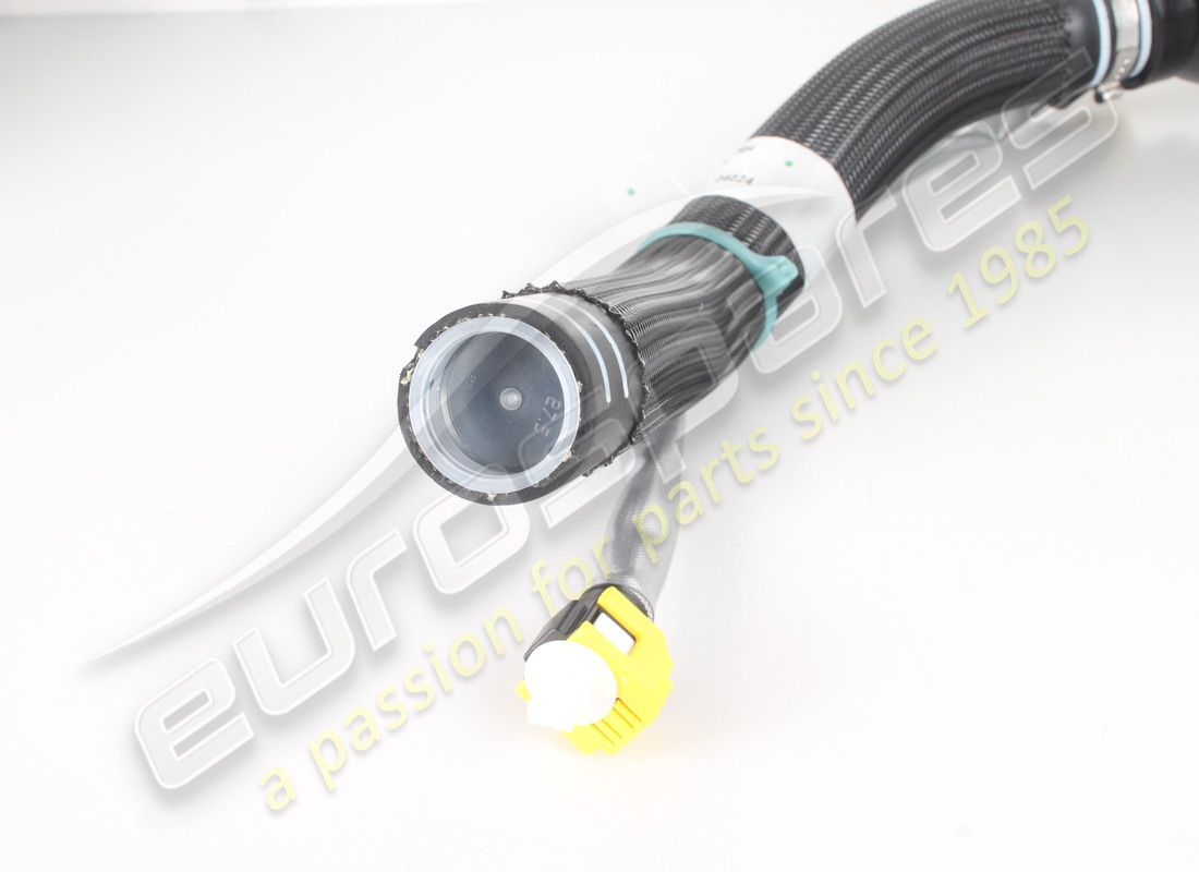 neu ferrari kompletter tankeinfüllstutzen. teilenummer 880911 (4)