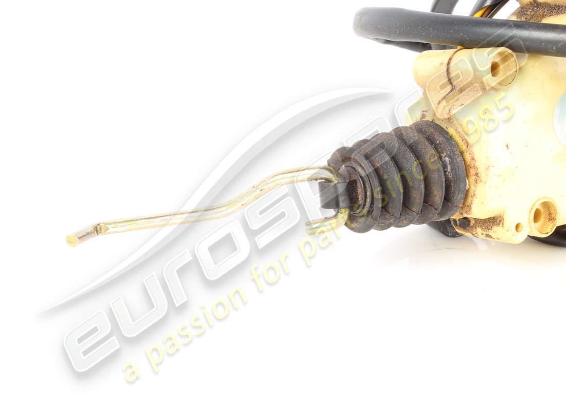 GEBRAUCHTES FERRARI ZENTRALES TÜRVERRIEGELUNGSGERÄT. TEILENUMMER 62437700 (2) gebrauchtes ferrari zentrales türverriegelungsgerät. teilenummer 62437700 (2)