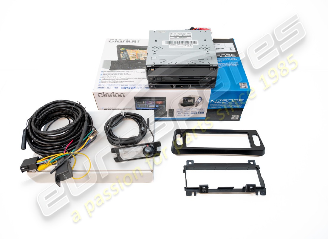 NEU Ferrari F430 INFOTAINTMENT SISTEM KI . TEILENUMMER 70003465 (1)