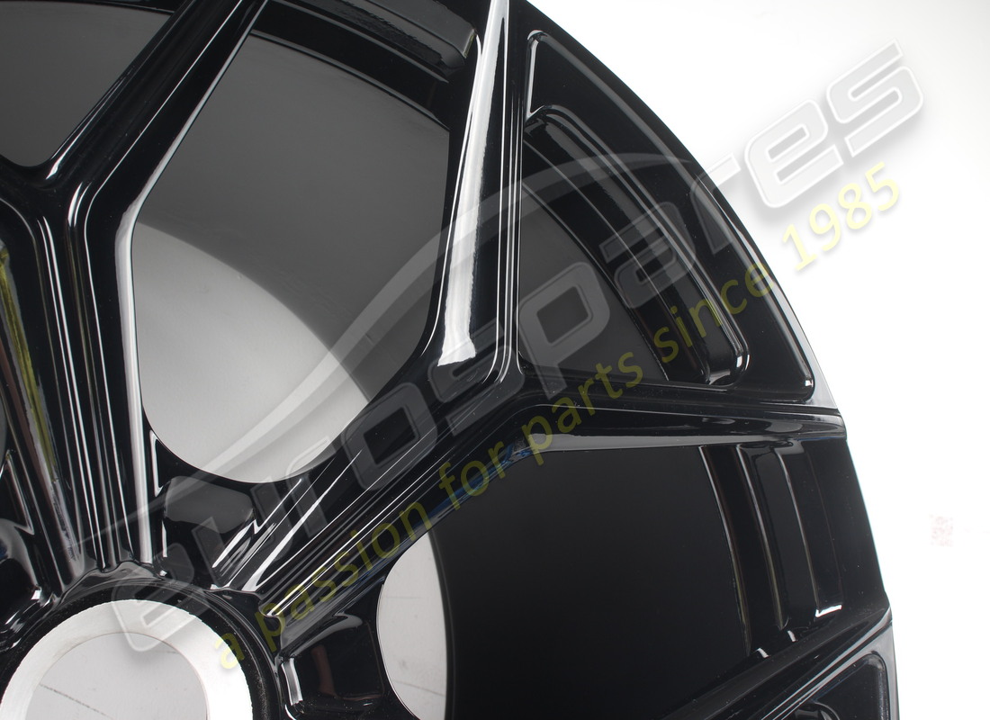 ÜBERHOLTES LAMBORGHINI HINTERRAD. TEILENUMMER 470601017BJ (2) überholtes lamborghini hinterrad. teilenummer 470601017bj (2)