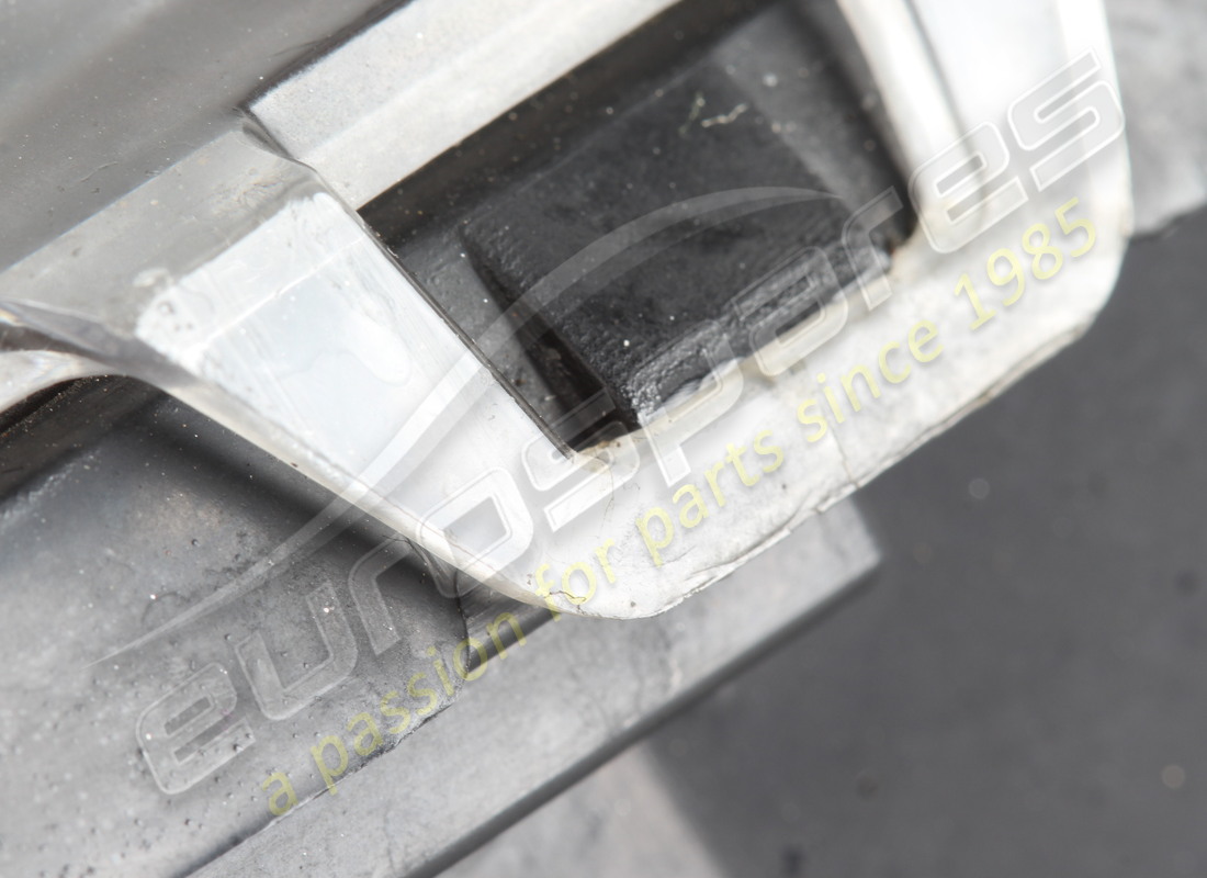 beschädigter eurospares scheinwerfer. teilenummer eap1392841 (7)