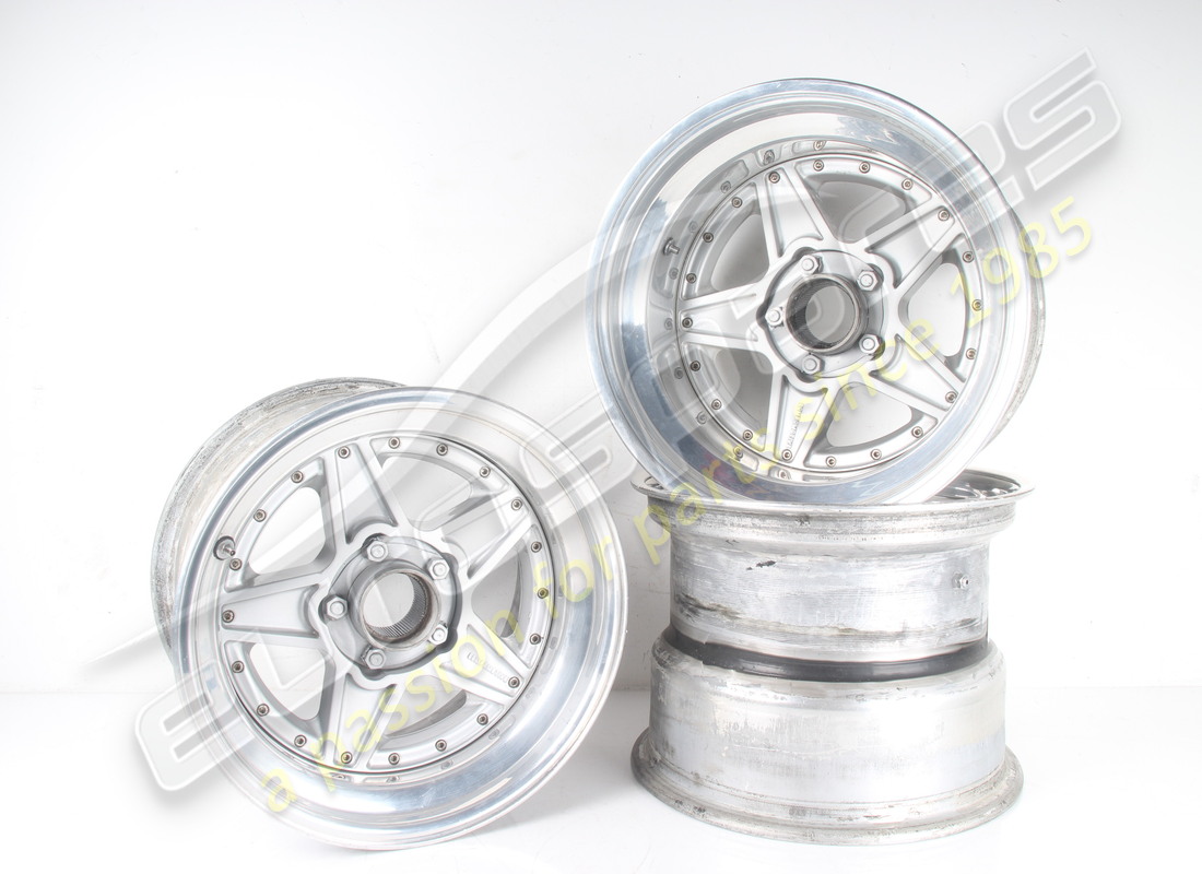 GEBRAUCHTE Ferrari LM COMPETITION COMPOMOTIVE 3-PIECE RÄDER. TEILENUMMER EAP1723657 (1) GEBRAUCHTE Ferrari LM COMPETITION COMPOMOTIVE 3-PIECE RÄDER. TEILENUMMER EAP1723657 (1)