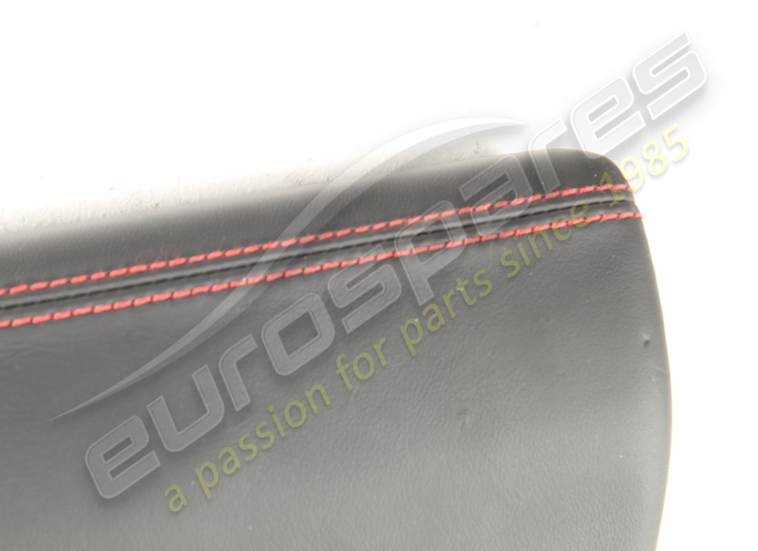 GEBRAUCHTE FERRARI BESCHNITTENE TÜR. TEILENUMMER 82875600 (2) gebrauchte ferrari beschnittene tür. teilenummer 82875600 (2)