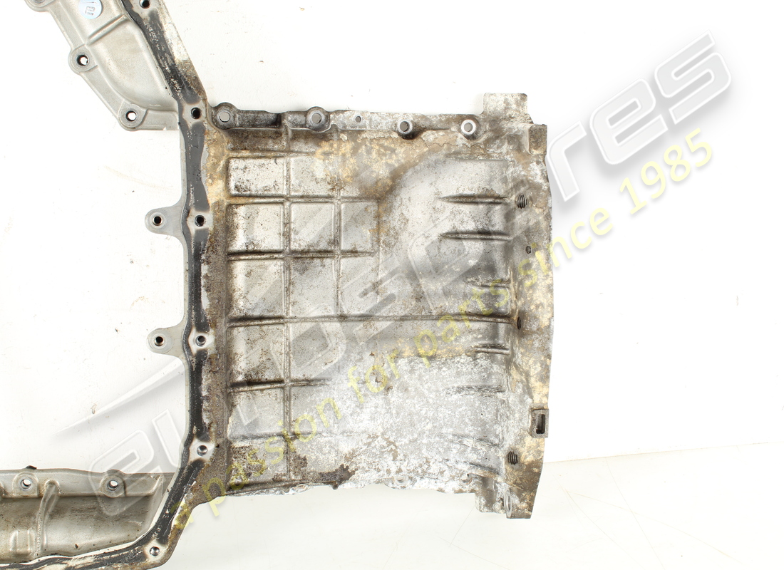 gebrauchte lamborghini ölwanne oberteil. teilenummer 0p2103603g (2)