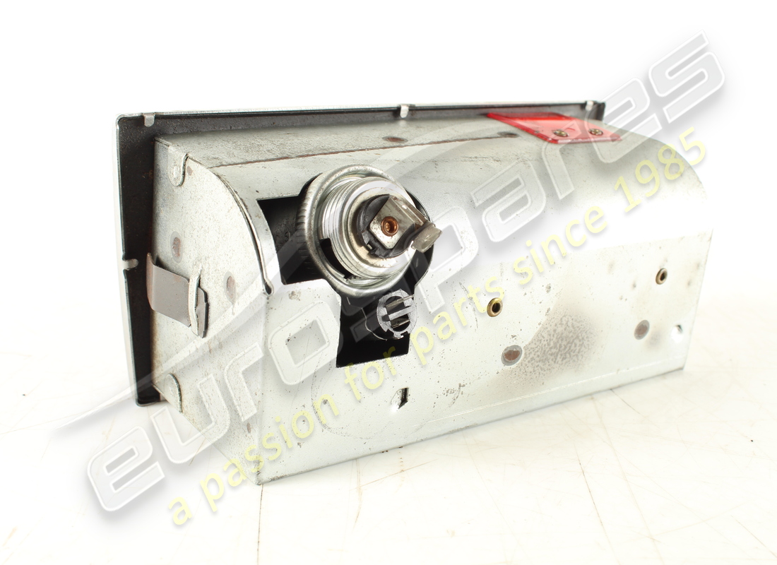 gebrauchter ferrari aschenbecher chrom. teilenummer 2576492000 (6)