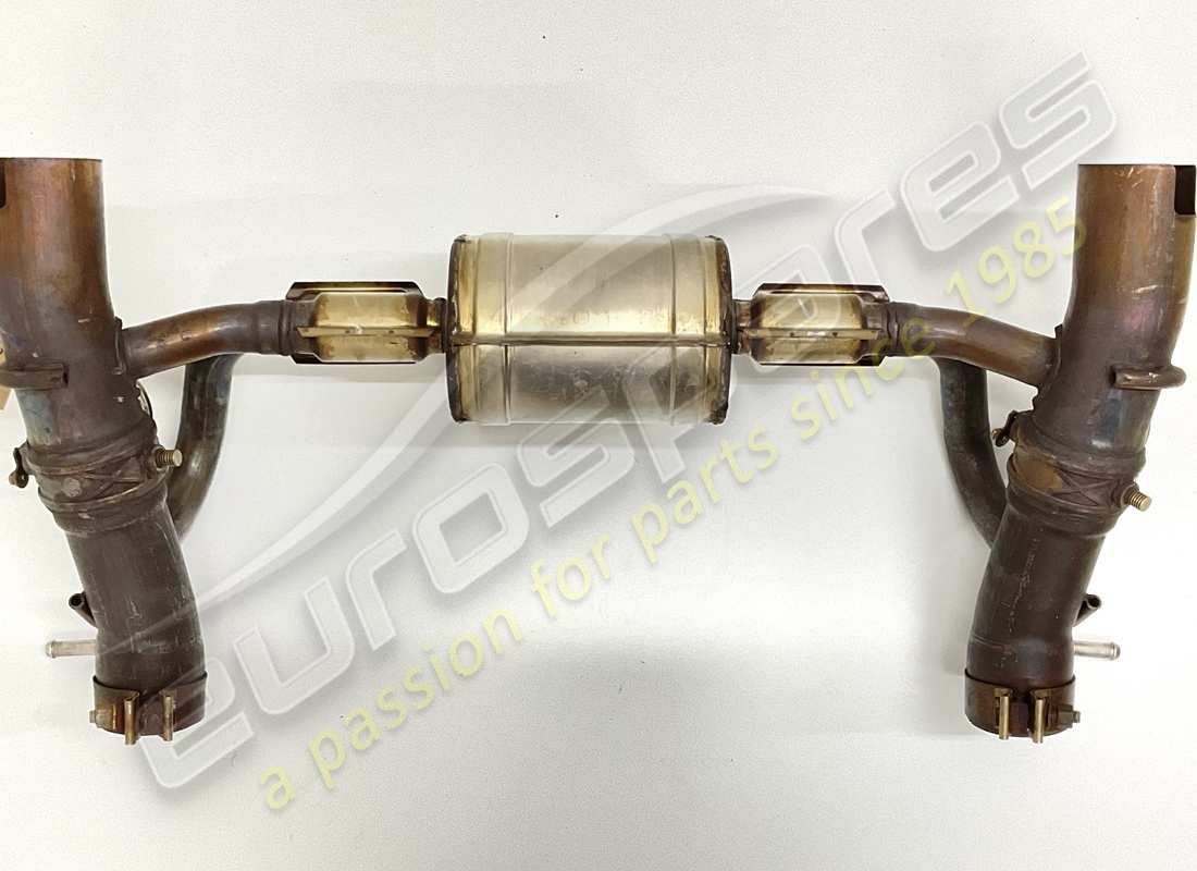 gebrauchter ferrari mittelschalldämpfer. teilenummer 844312 (2)