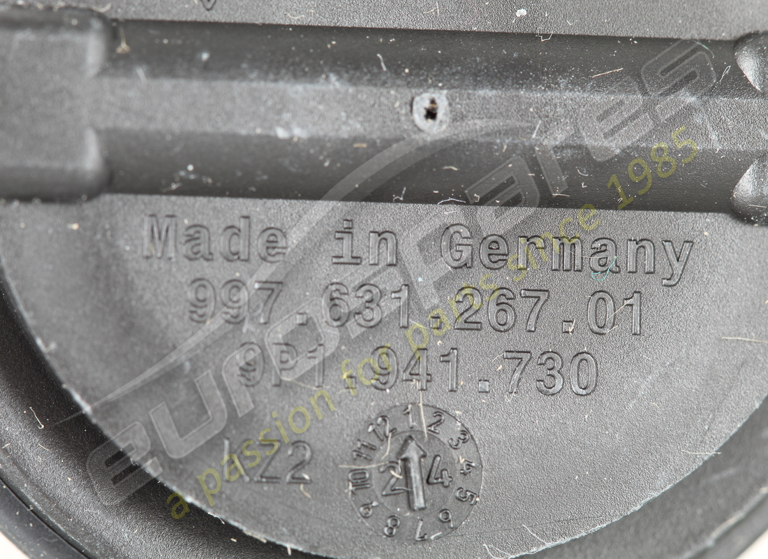 NEUE PORSCHE LÜFTUNGSKOMPONENTE. TEILENUMMER 9P1941730 (2) neue porsche lüftungskomponente. teilenummer 9p1941730 (2)