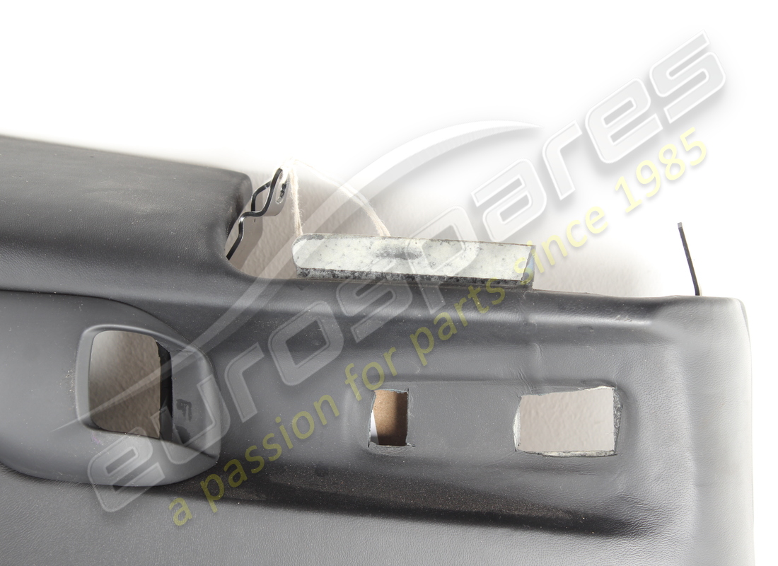 beschädigt ferrari pannello fianco post.sx vollständig. teilenummer 83646100 (4)