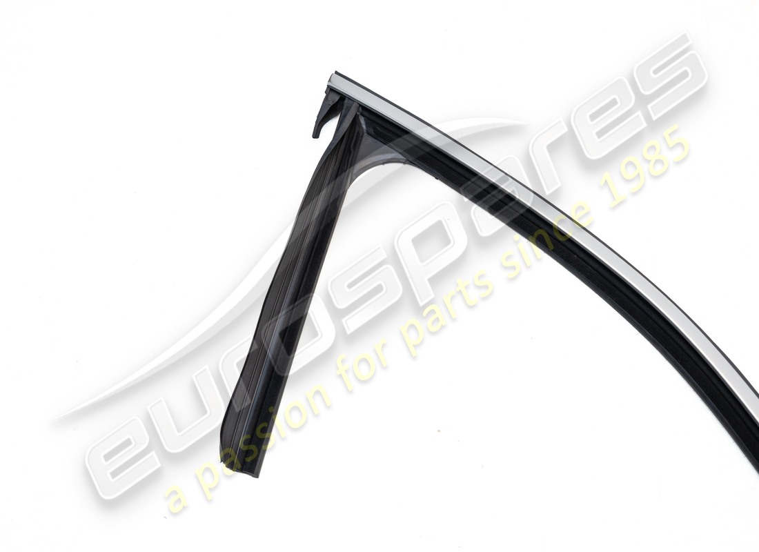 NEUE MASERATI RECHTE VORDERE DICHTUNG. TEILENUMMER 670295991 (3) neue maserati rechte vordere dichtung. teilenummer 670295991 (3)