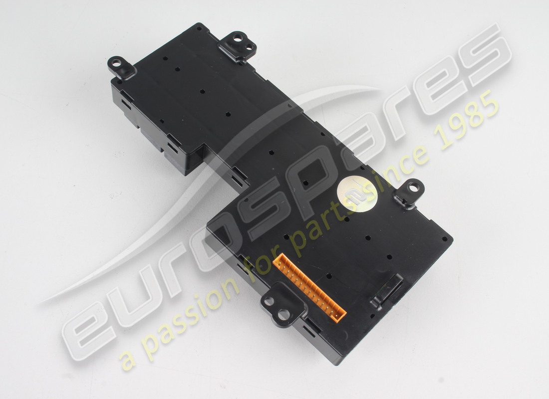 gebrauchtes aston martin switchpack, telefon. teilenummer 6g3313d734ea (2)