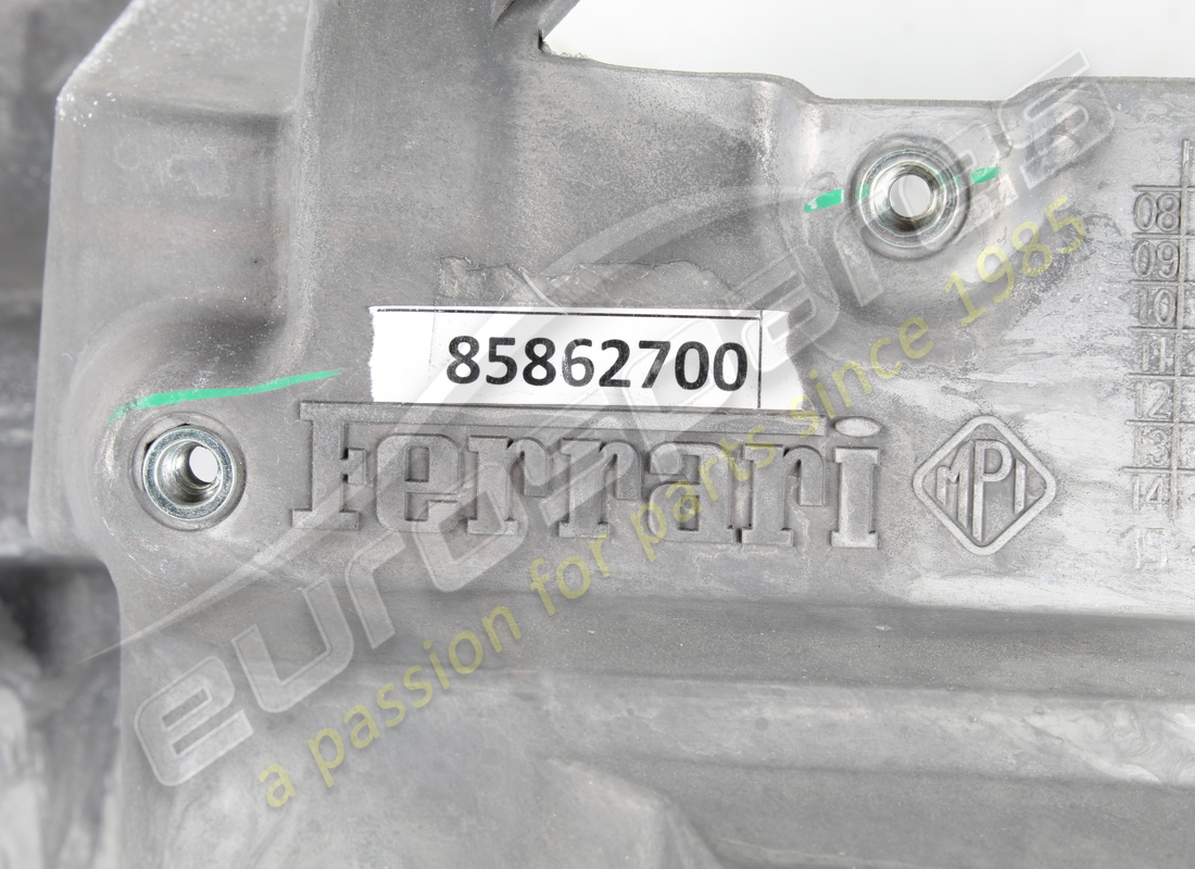 verwendet ferrari dashboard-querträger. teilenummer 85862700 (5)