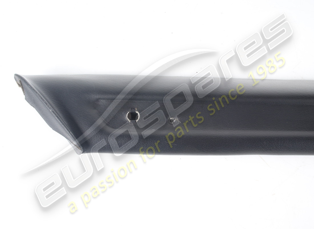 GEBRAUCHT FERRARI RH MOLDING GTS. TEILENUMMER 60356706 (2) gebraucht ferrari rh molding gts. teilenummer 60356706 (2)