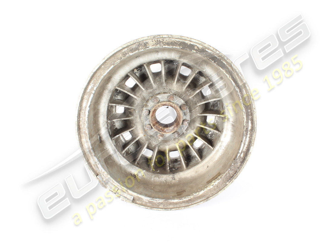gebrauchtes ferrari strassenrad 7.5 x 15''. teilenummer 700337 (2)