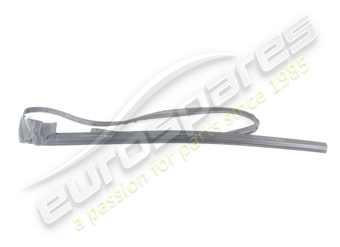 USED FERRARI INTERNAL RH WINDOW SCRAPER S . PART NUMBER 86871700 (1) USED FERRARI INTERNAL RH WINDOW SCRAPER S . PART NUMBER 86871700 (1)