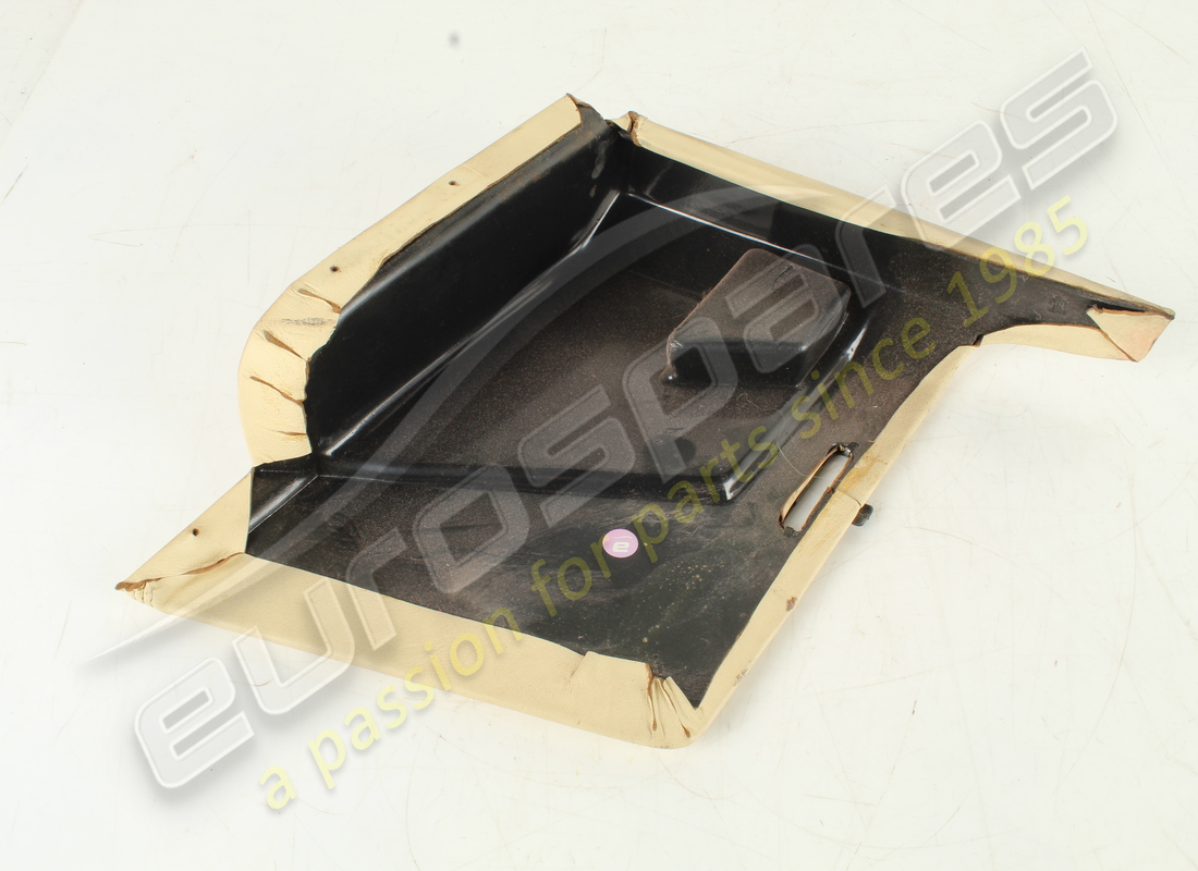 verwendet ferrari rh-formteil. teilenummer 61163700 (3)