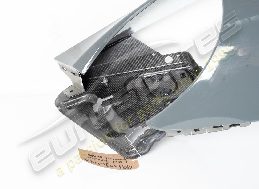 verwendet porsche als kotflügel. teilenummer 9915030319a (2)