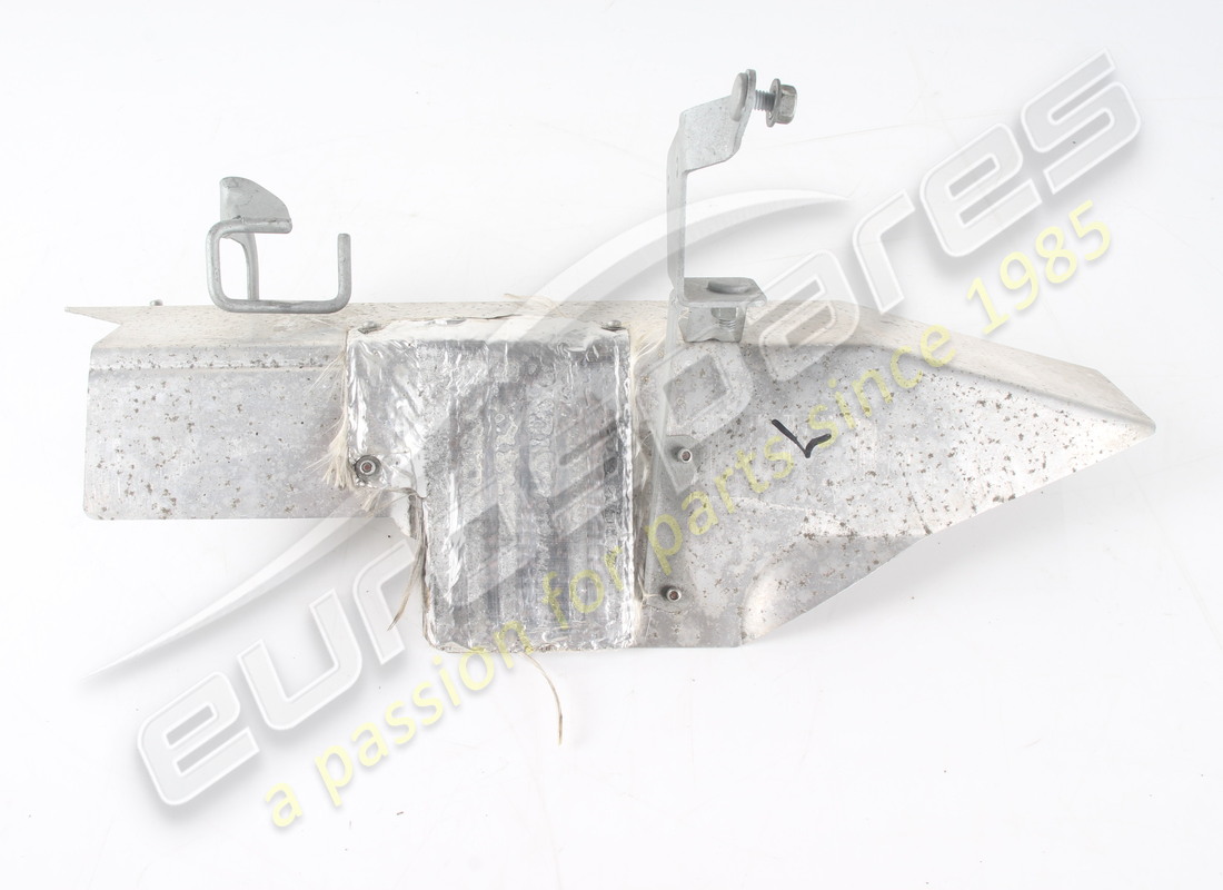 GEBRAUCHT FERRARI HITZESCHILD FÜR LINKES GETRIEBE. TEILENUMMER 319197 (3) gebraucht ferrari hitzeschild für linkes getriebe. teilenummer 319197 (3)