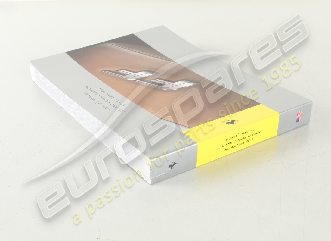 neues ferrari gebrauchs- und wartungshandbuch. teilenummer 84836000 (4)