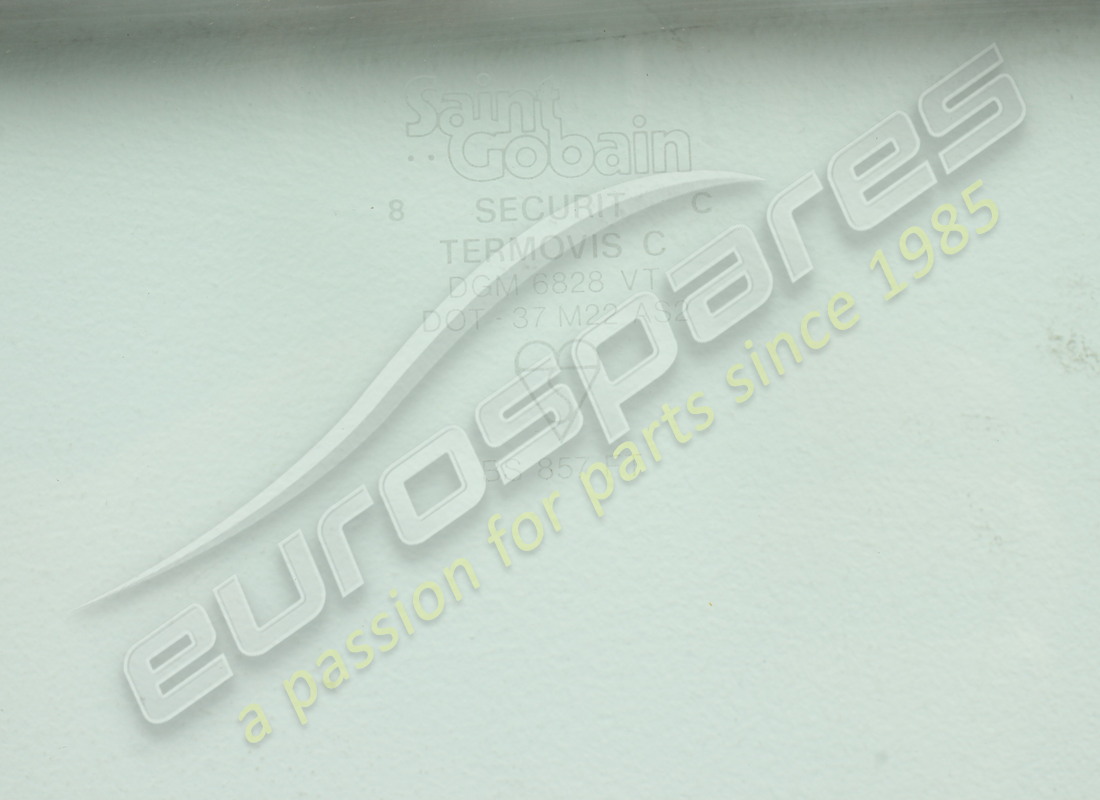 gebrauchte maserati heckfensterglas. teilenummer 329623100 (2)