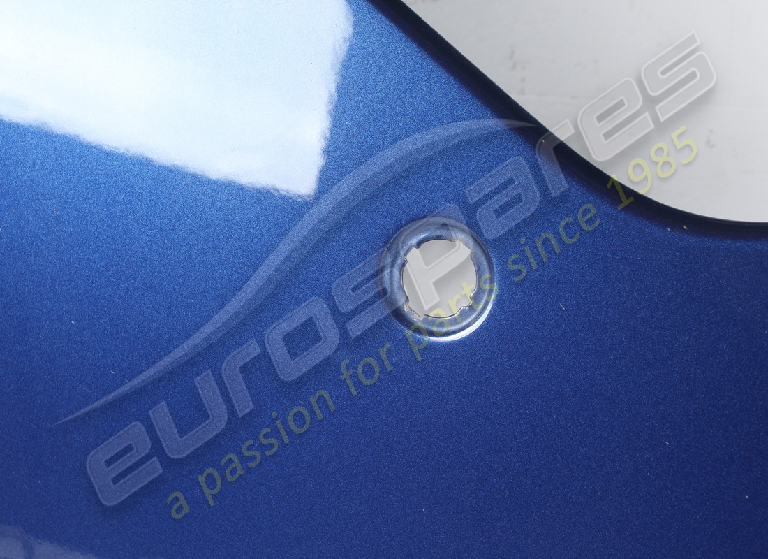 GEBRAUCHTER FERRARI KOMPLETTER RECHTER VORDERER KOTFLÜGEL. TEILENUMMER 86519911 (4) gebrauchter ferrari kompletter rechter vorderer kotflügel. teilenummer 86519911 (4)