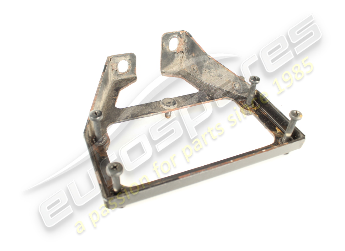 verwendete ferrari halterung. teilenummer 155319 (2)